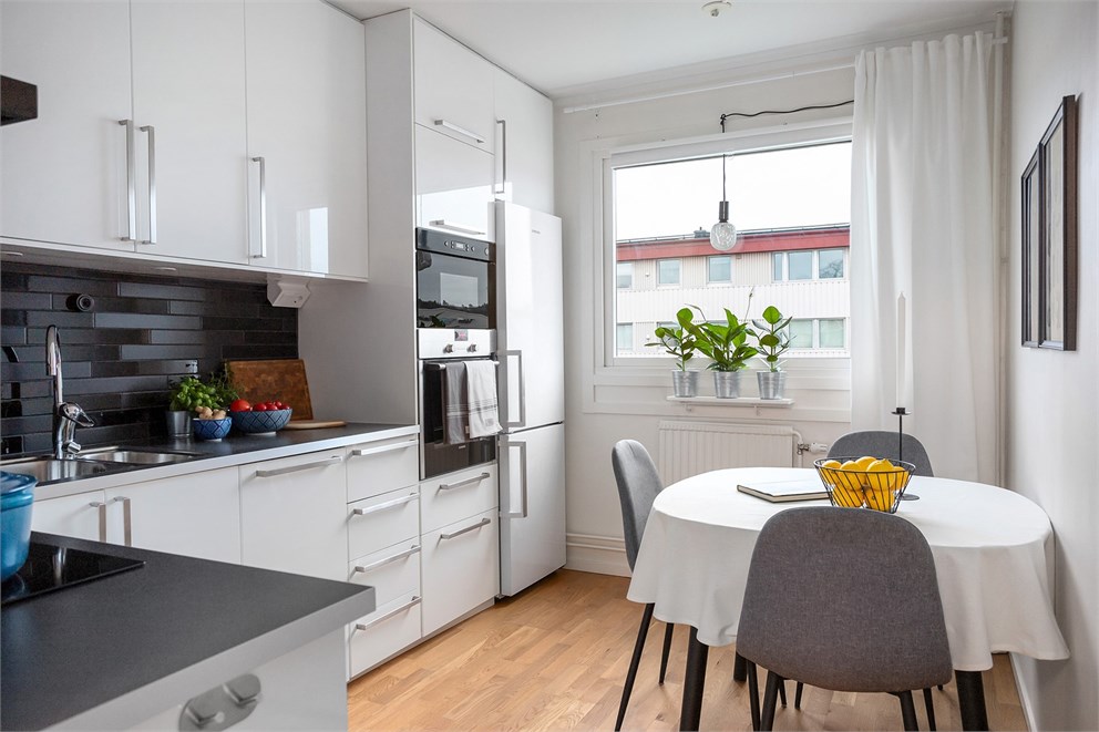Kantor Edgrens väg 10 A