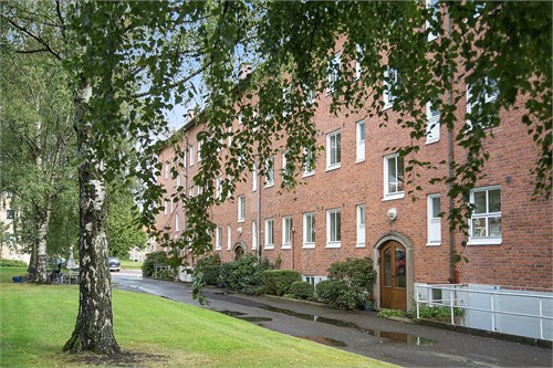 Genuint rött tegelhus från 1945