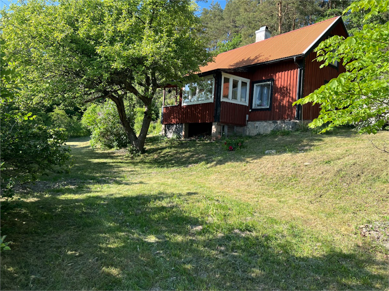 Säljarens egen sommarbild.