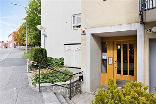 Vittangigatan 20, Vån 1