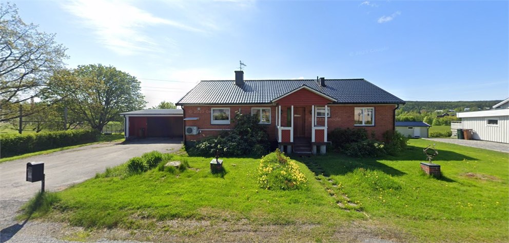 Kadriljvägen 16