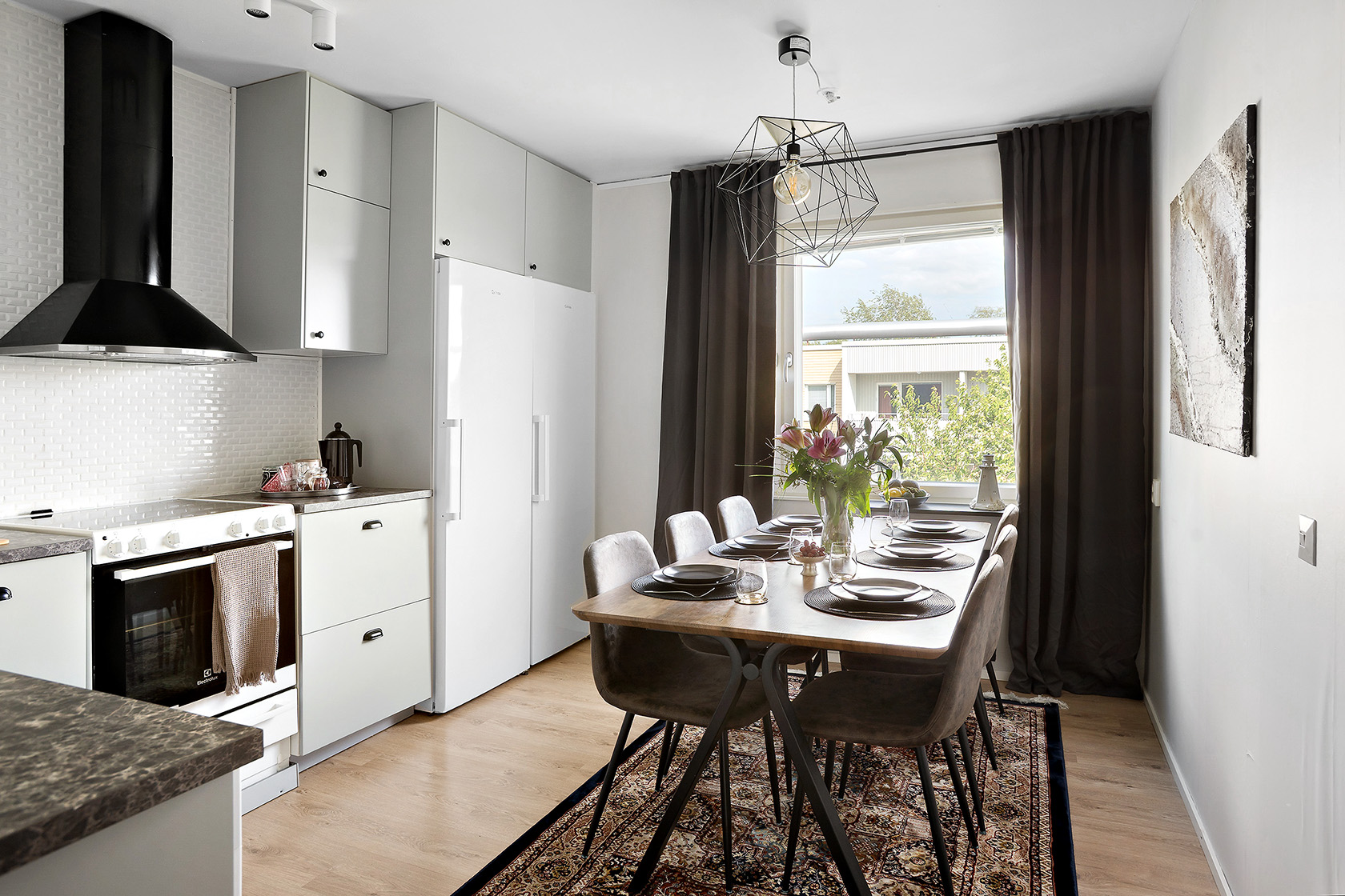 Bärnstensvägen 32 – bild 1