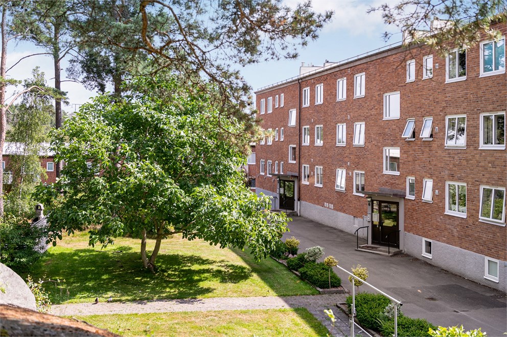 Lövmånadsgatan 6