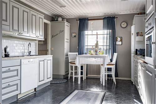 Kök, entréplan