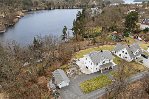 Härlig tomt i lugnt och stillsamt läge