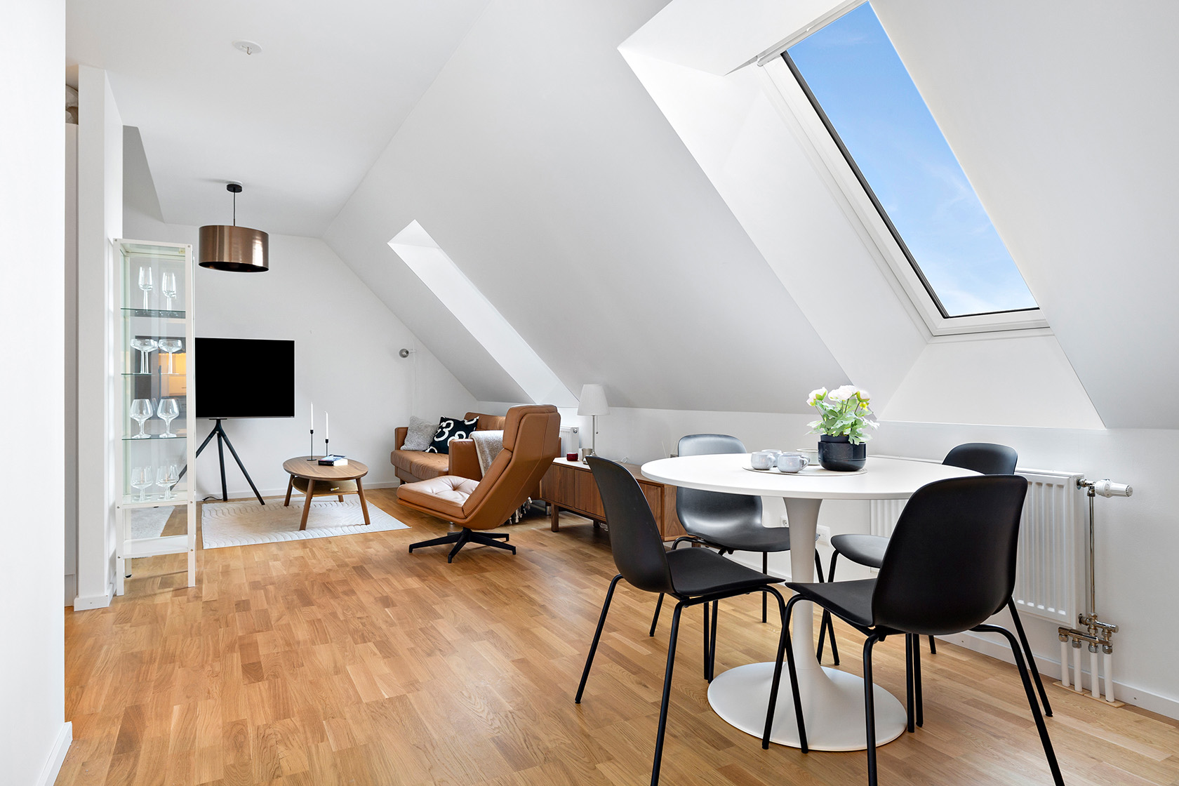 Skattsökargränd 2C - 1 rok + loft – bild 6
