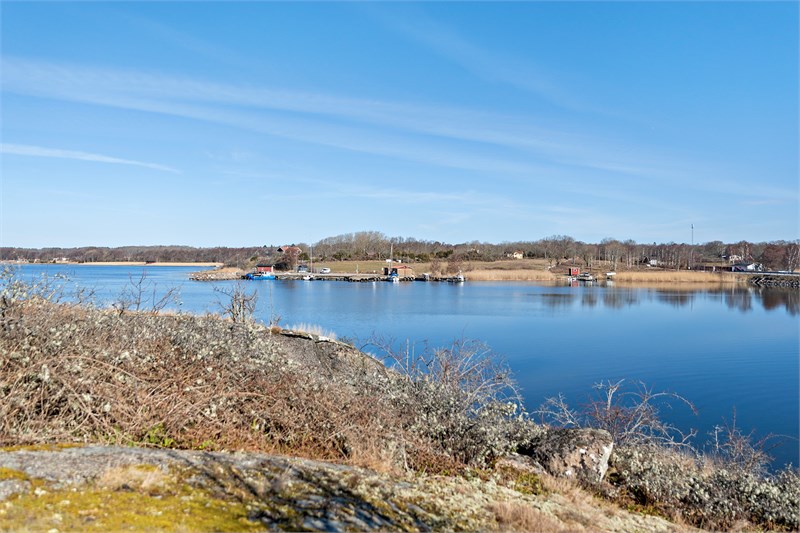 Del av tomt med havsutsikt