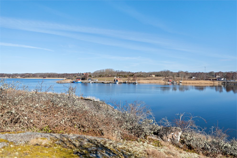 Del av tomt med havsutsikt