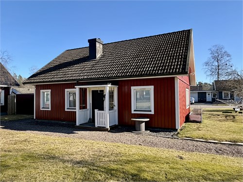 Backvägen 4