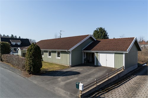 Fågelbovägen 8 A & B