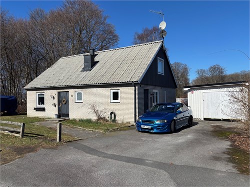 Syrsans väg 11