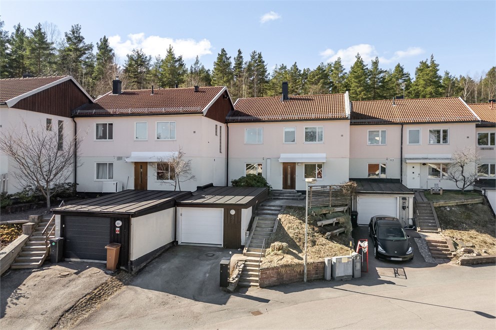 Skarpskyttevägen 25