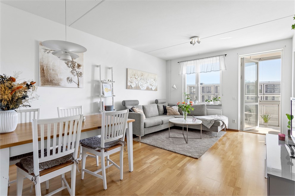 Råcksta gårdsväg 21