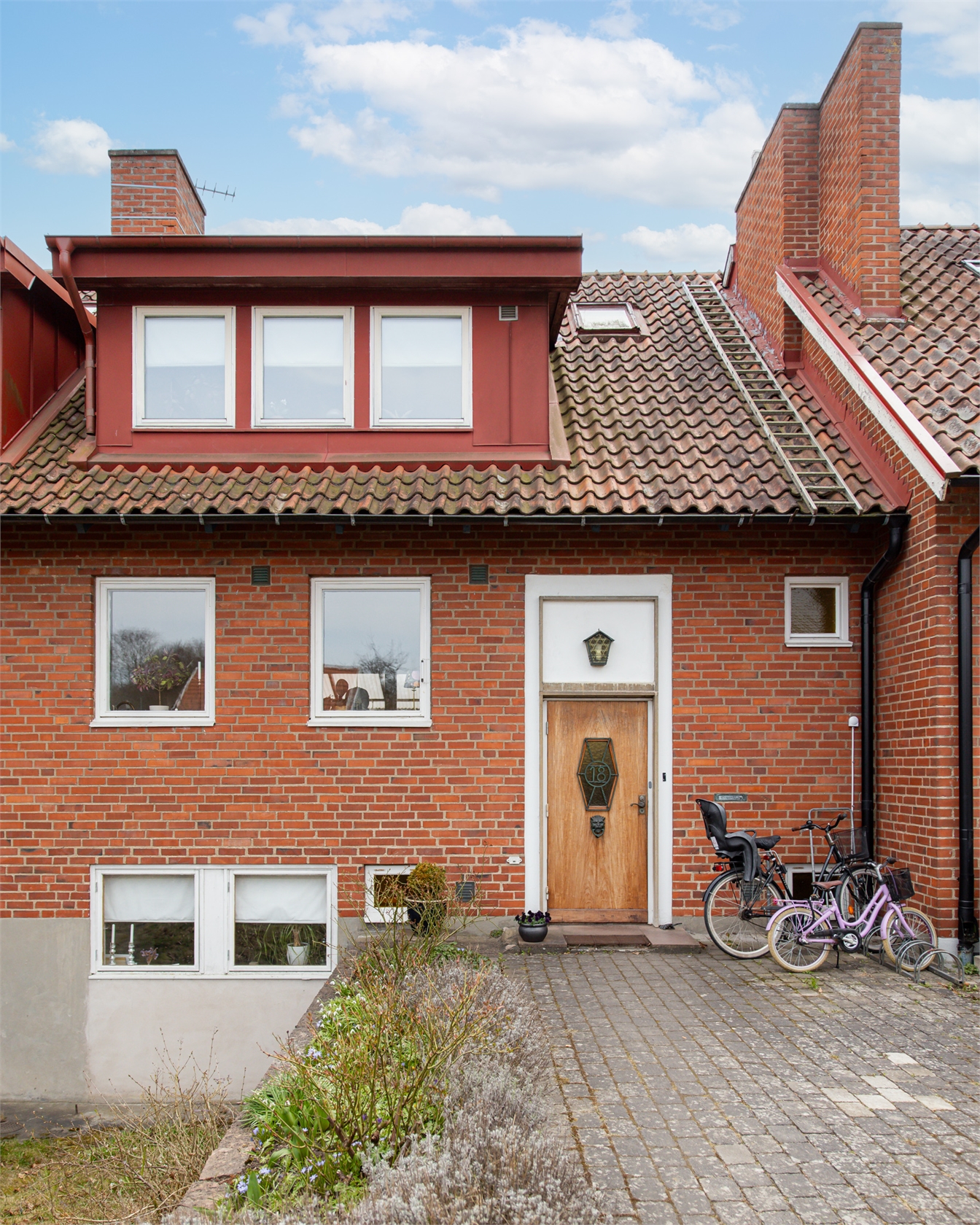 Körsbärsvägen 18 – bild 47