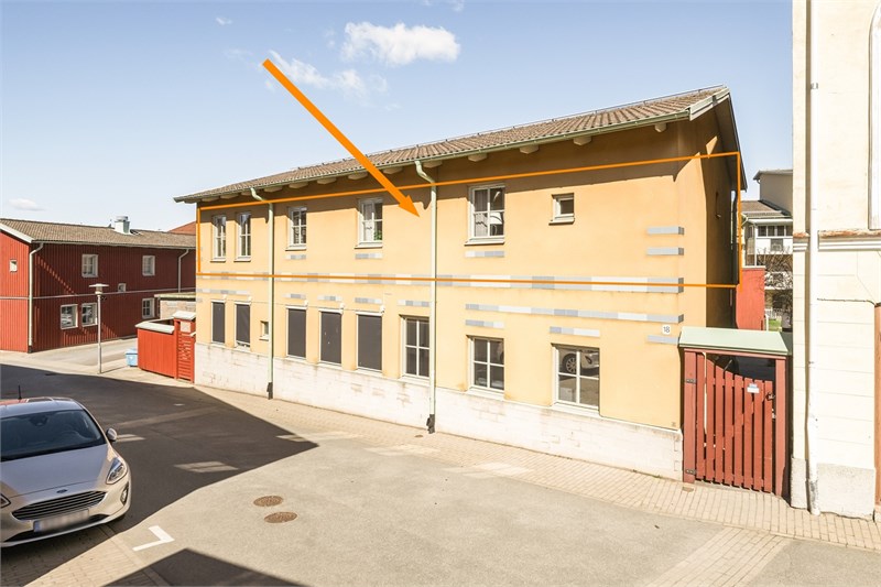 Välkommen till Ölandsgatan 18 - en hel övervåning!