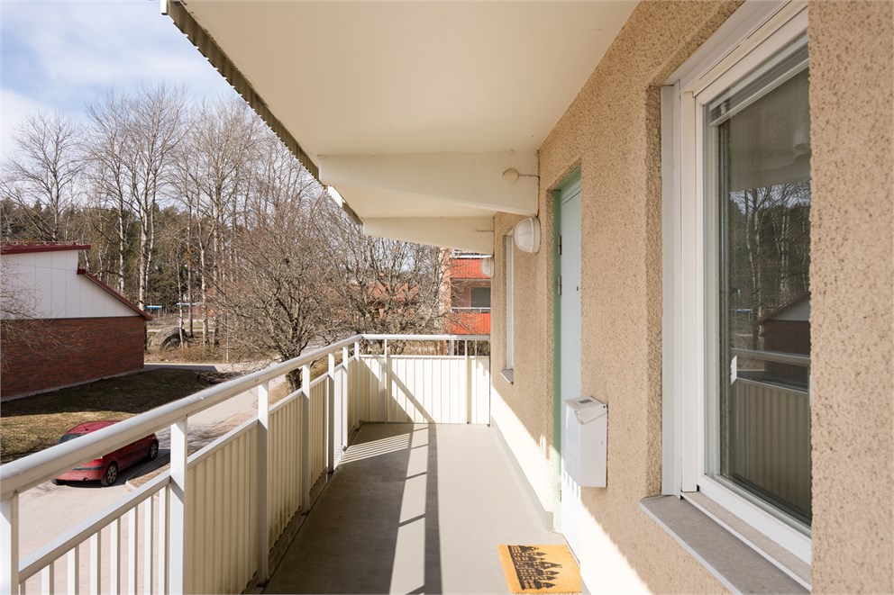 KNOTAVÄGEN 36