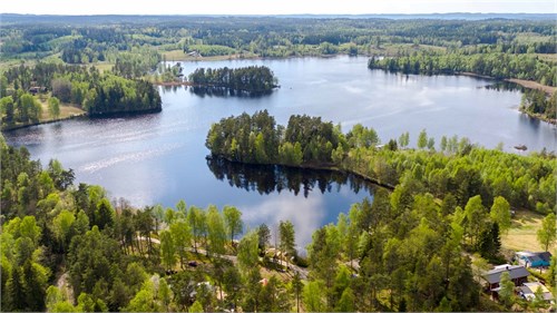 Bergstena (villatomt)