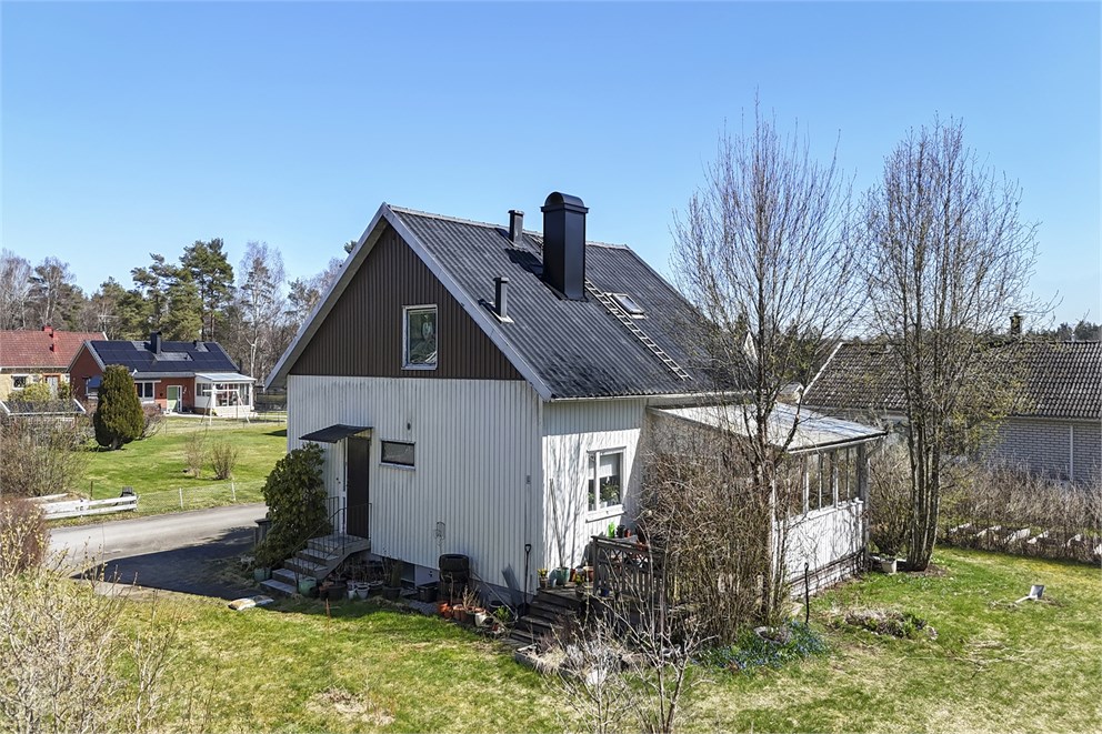 Lärkvägen 6