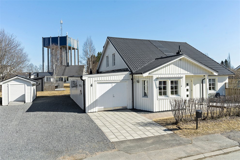 Björkbackevägen 4