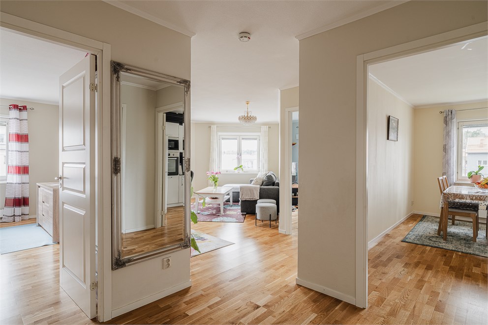 Bålstavägen 27, 1 tr