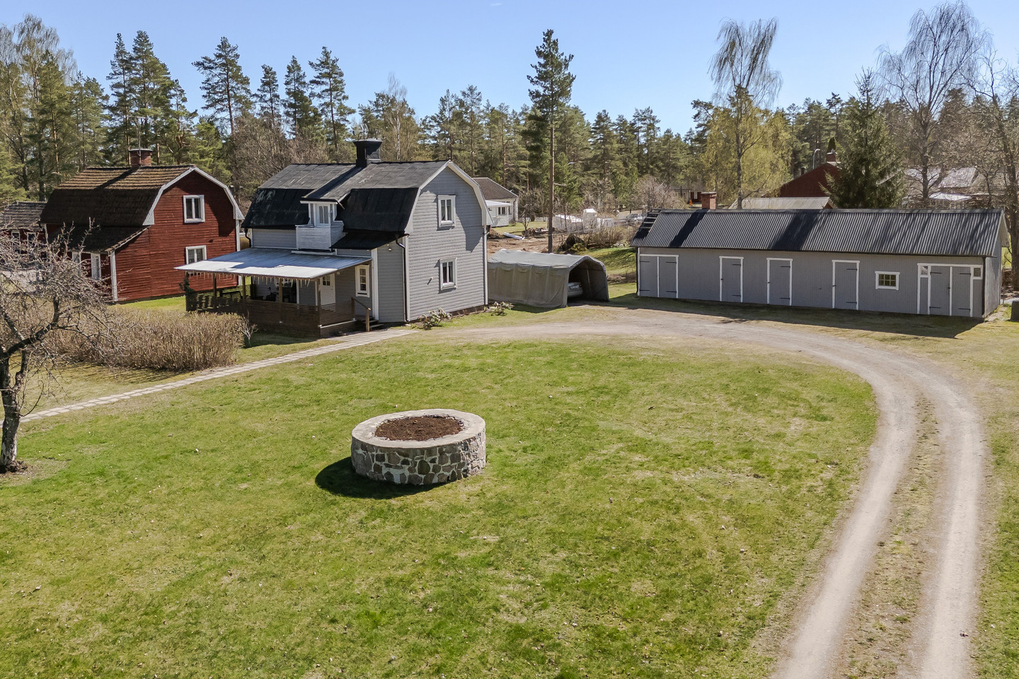 Villa – Heby