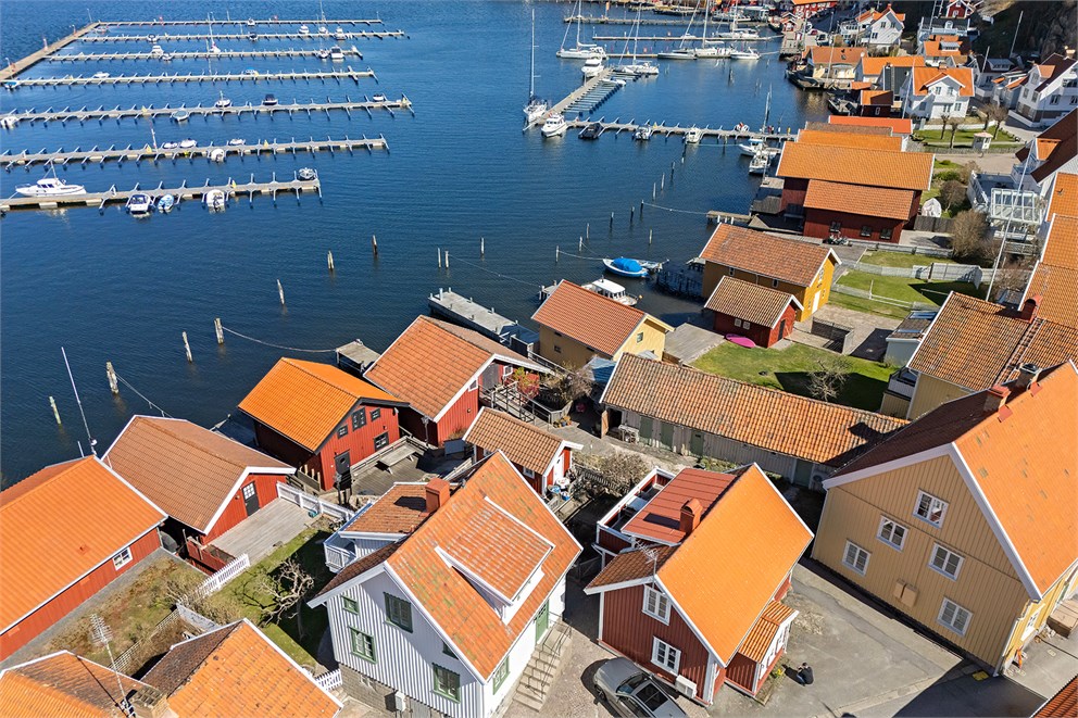 Södra Hamngatan 25