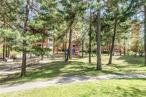 Innergården med lekplats