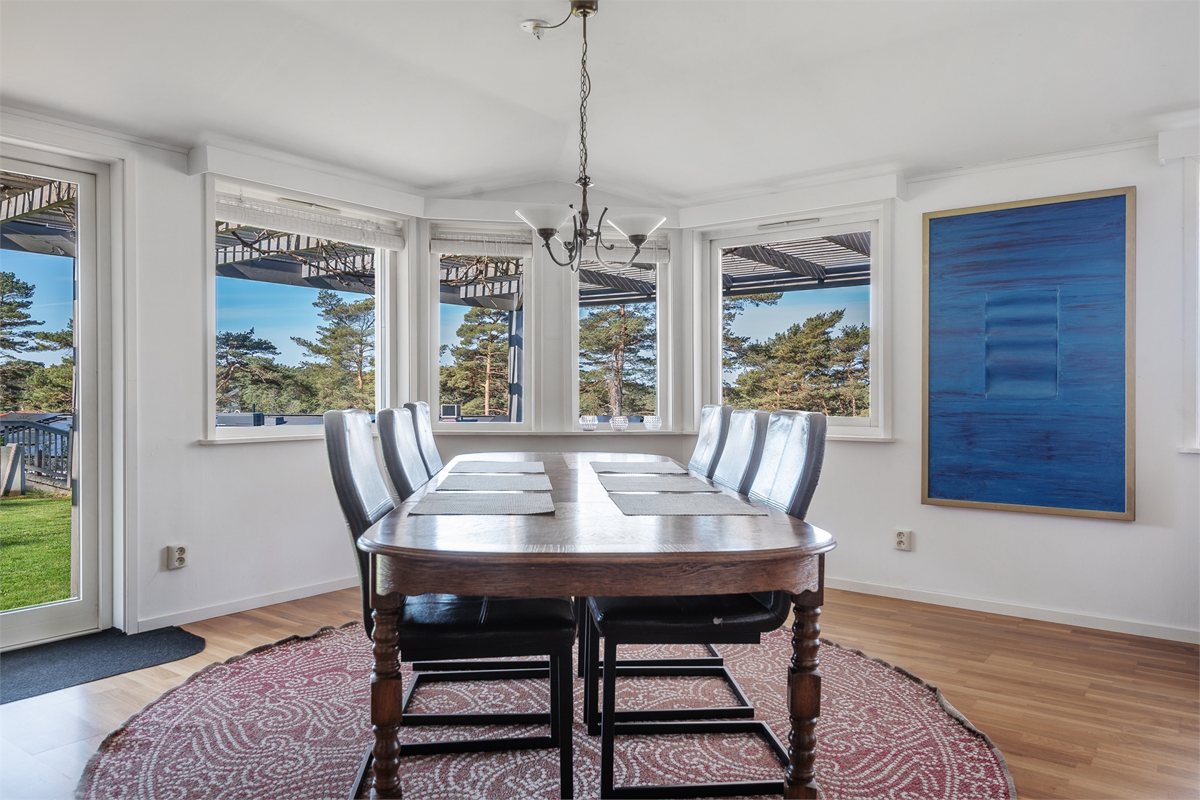 34