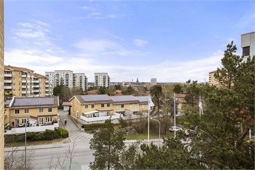 Slätbaksvägen 3, 3/3tr
