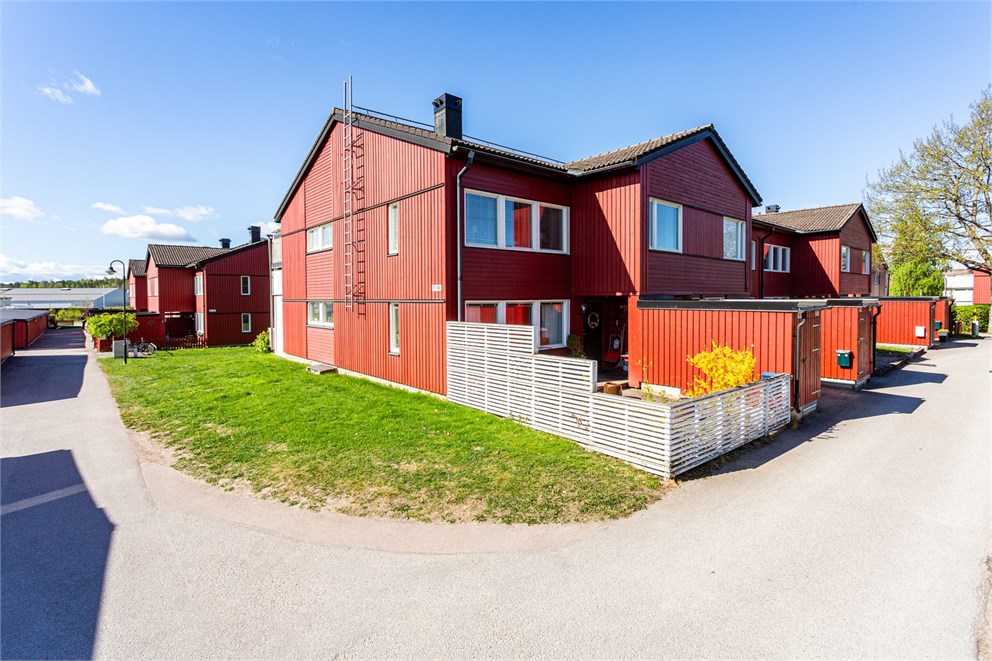 Hällbacksvägen 88