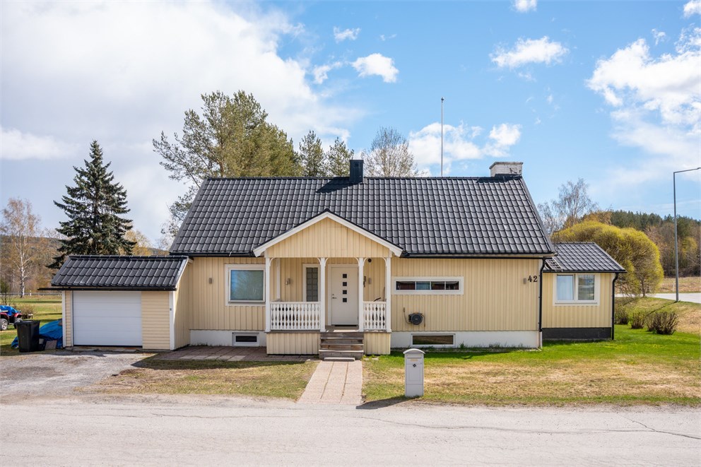 Centrumvägen 42