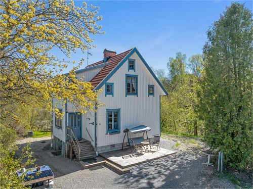 Bangårdsvägen 1