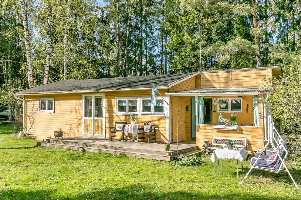 Flintbacksvägen 2