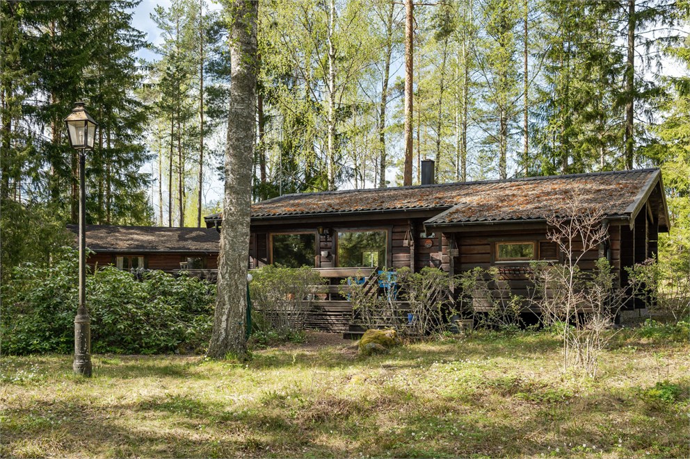 Ljömsebo Lövbergsvägen 8