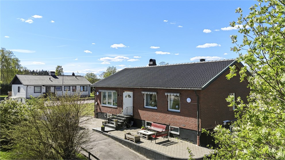 Källstigen 13