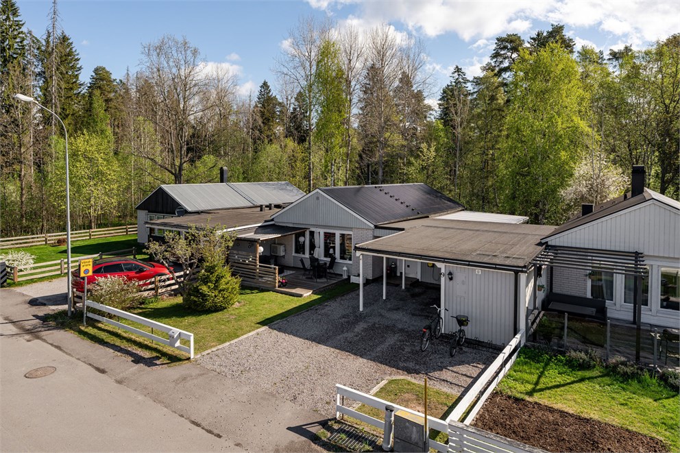 Prästkragsvägen 9