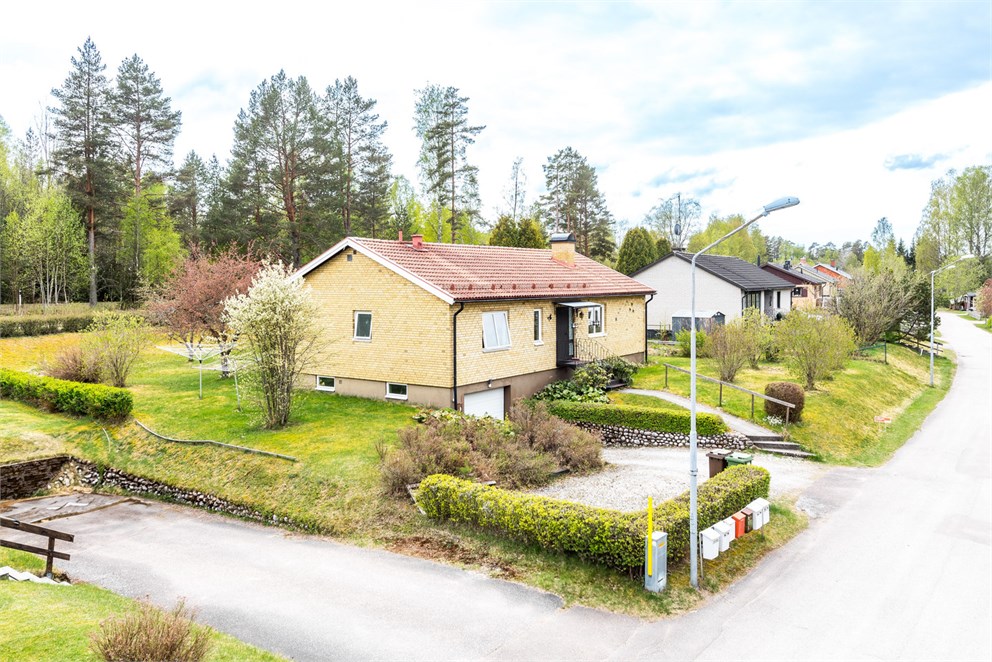 Kanalvägen 8