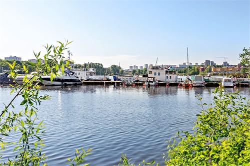 12828363_4-328-16_photo_web.jpg
