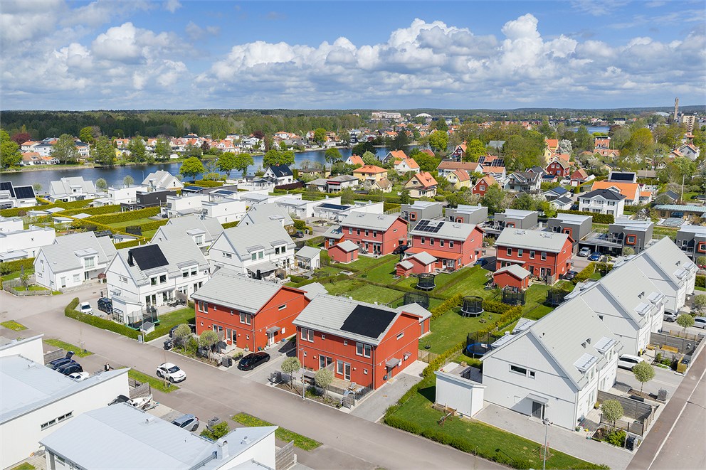 Nattviolgatan 22