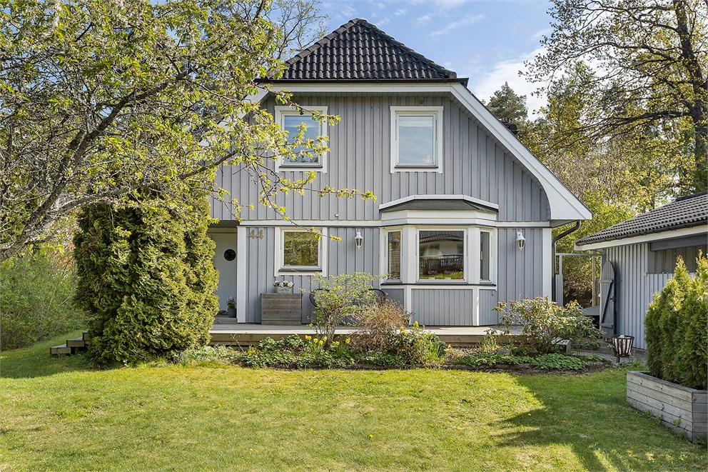 Hjortängsvägen 44
