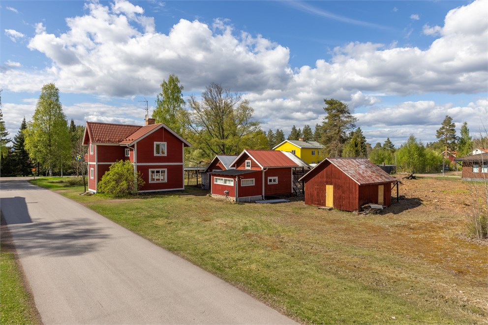 Klockarvägen 1