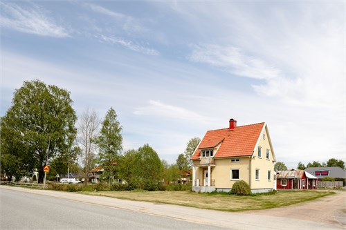 Järnvägsgatan 81