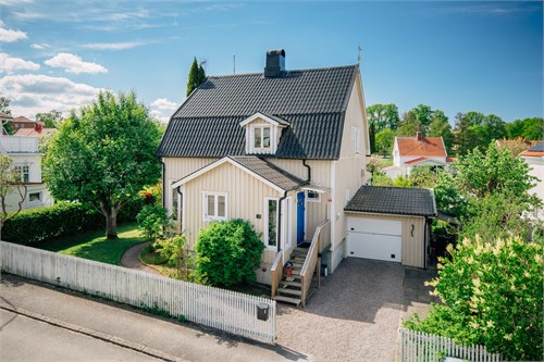 Östra Grevilligatan 28