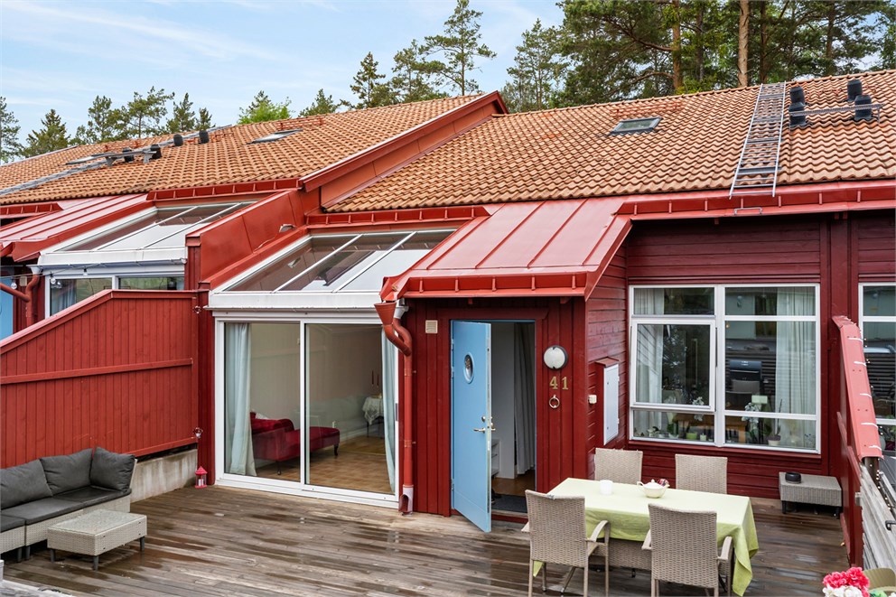 RUSKVÄDERSGRÄND 41