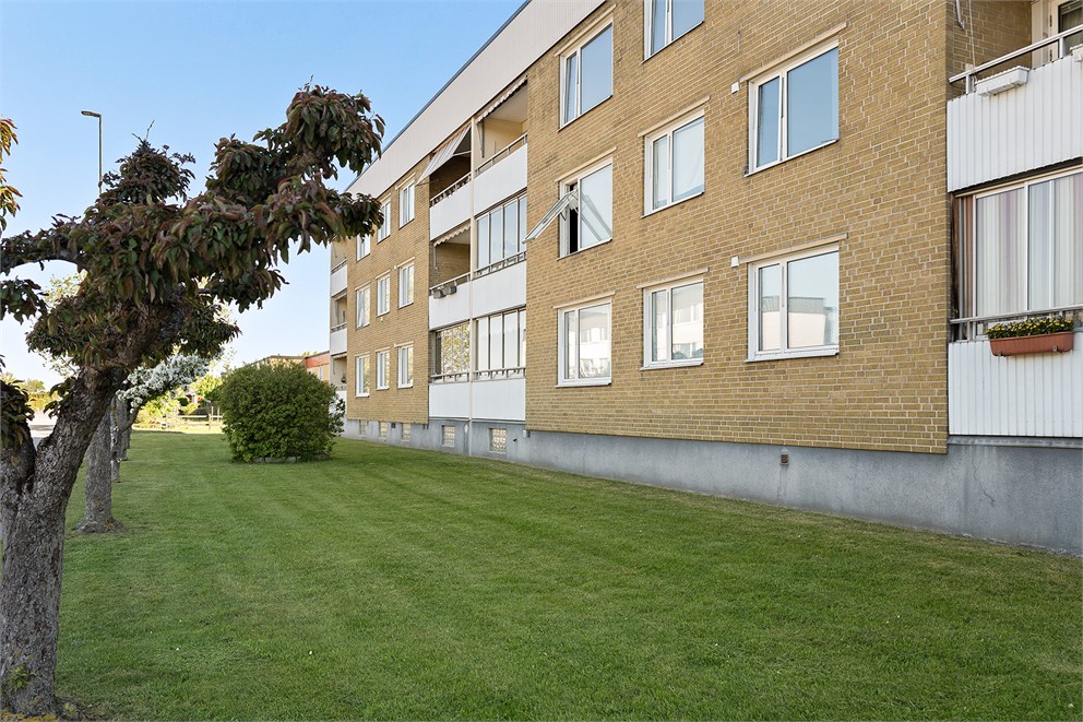 Tians väg 18 B