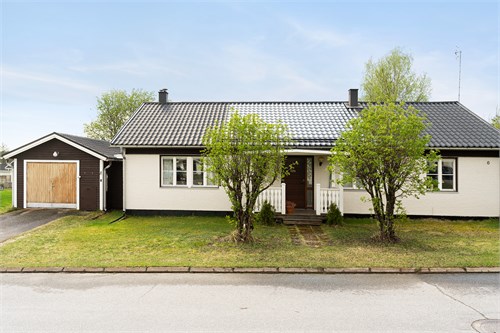 Hjortronstigen 6