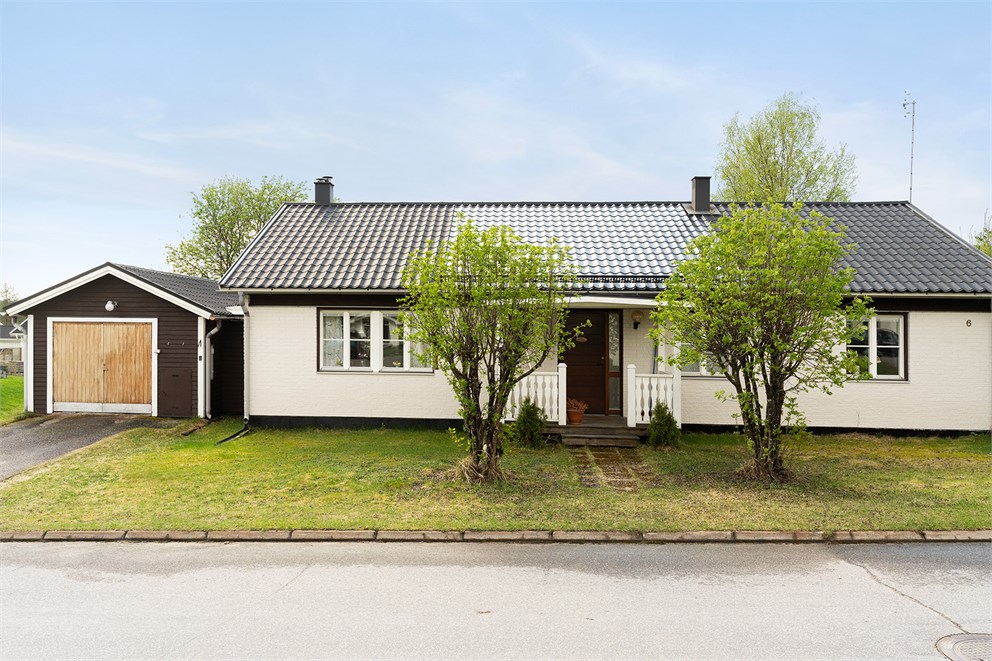 Hjortronstigen 6