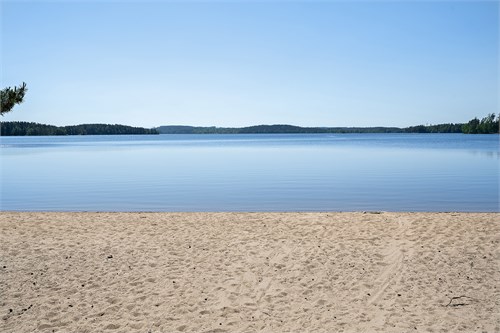 Badplatsen vid Holsjön