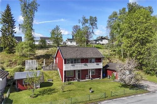 Lingonstigen 17