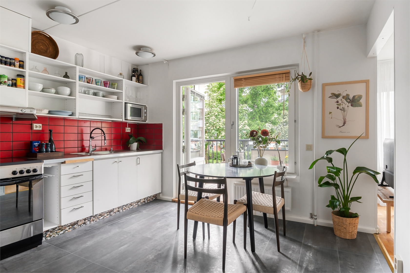 Mjölnerbacken 76 – bild 2